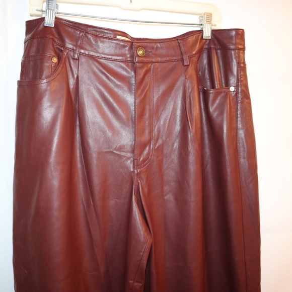 Anthropologie Pilcro The Breaker Cropped Faux Leather Pants in Wine Size 32 - Picture 8 of 14